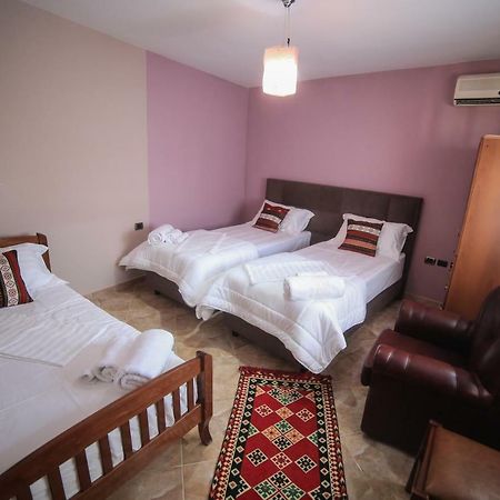 Kaloshi Villa Krujë Exteriör bild