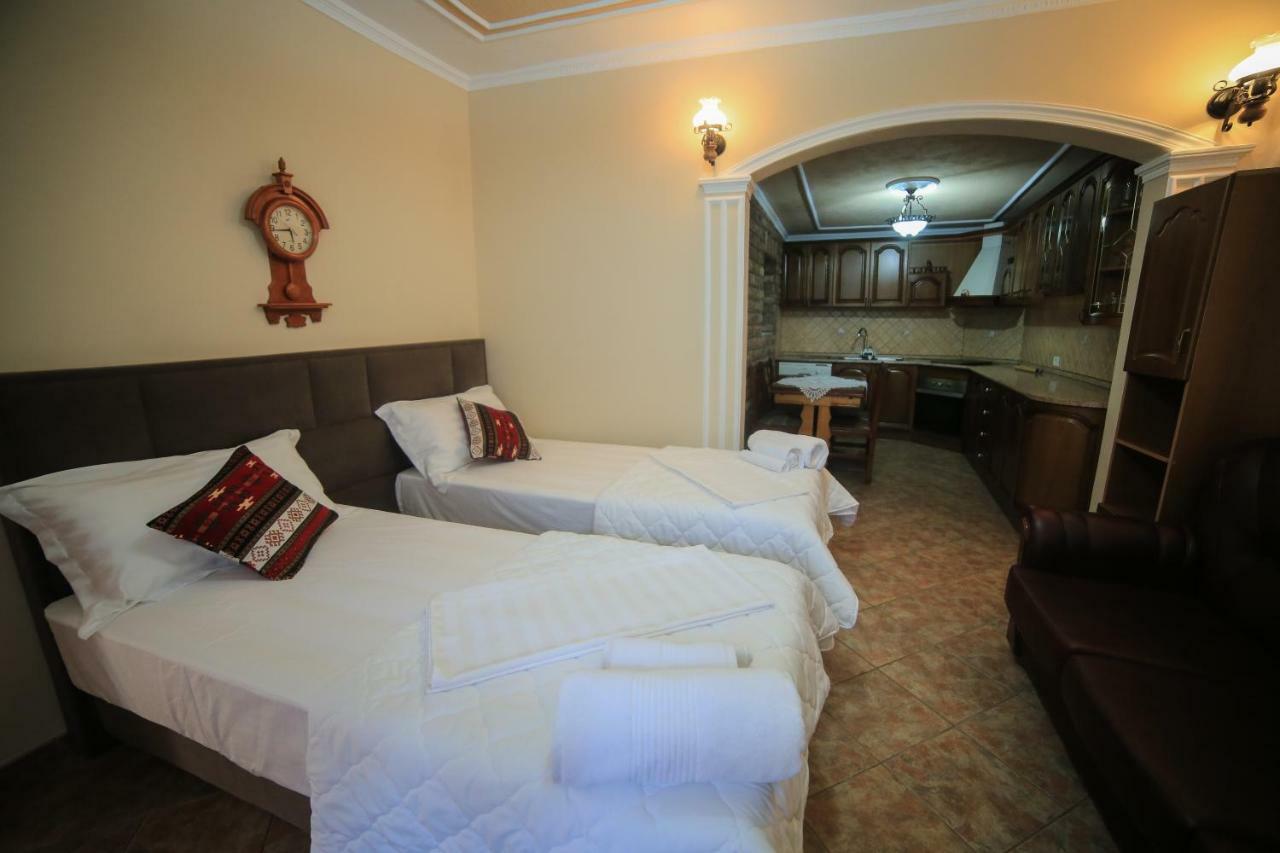 Kaloshi Villa Krujë Exteriör bild